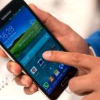 Az Apple felzárkózott a Samsung mögé az okostelefon-eladásokban